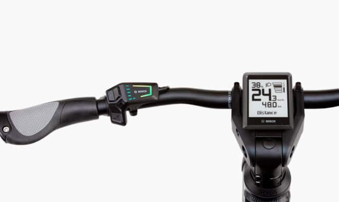 G-Passion à Genval eBike Riese Muller Charger4 mixte cockpit intuvia100